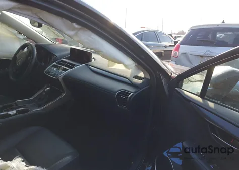 2018 Lexus Nx 300 z USA, uszkodzony, nr VIN JTJBARBZ1J2154953